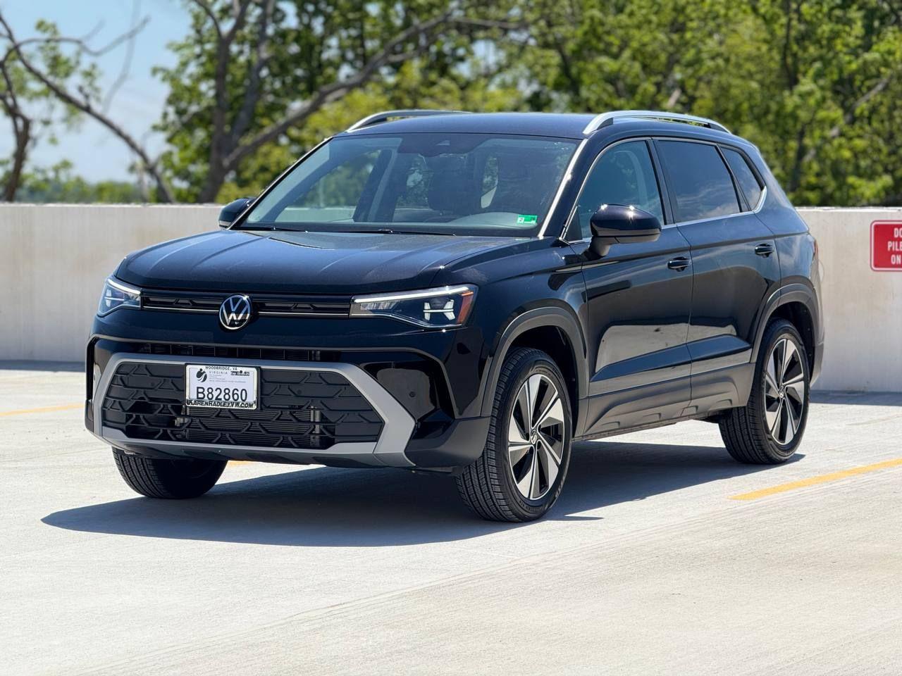 Volkswagen Taos 2025 in Arlington, VA