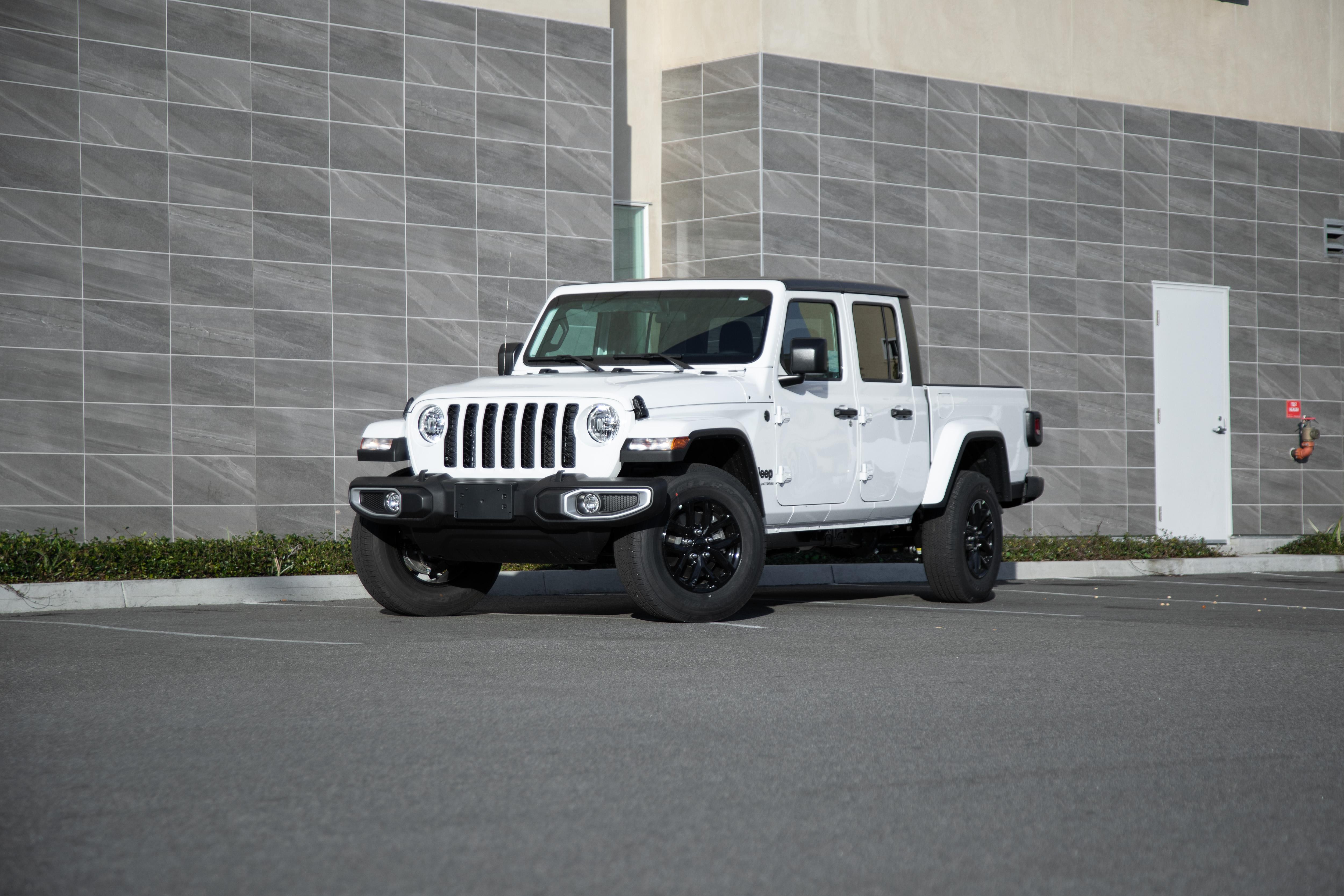 Jeep Gladiator 2023 in Honolulu, HI