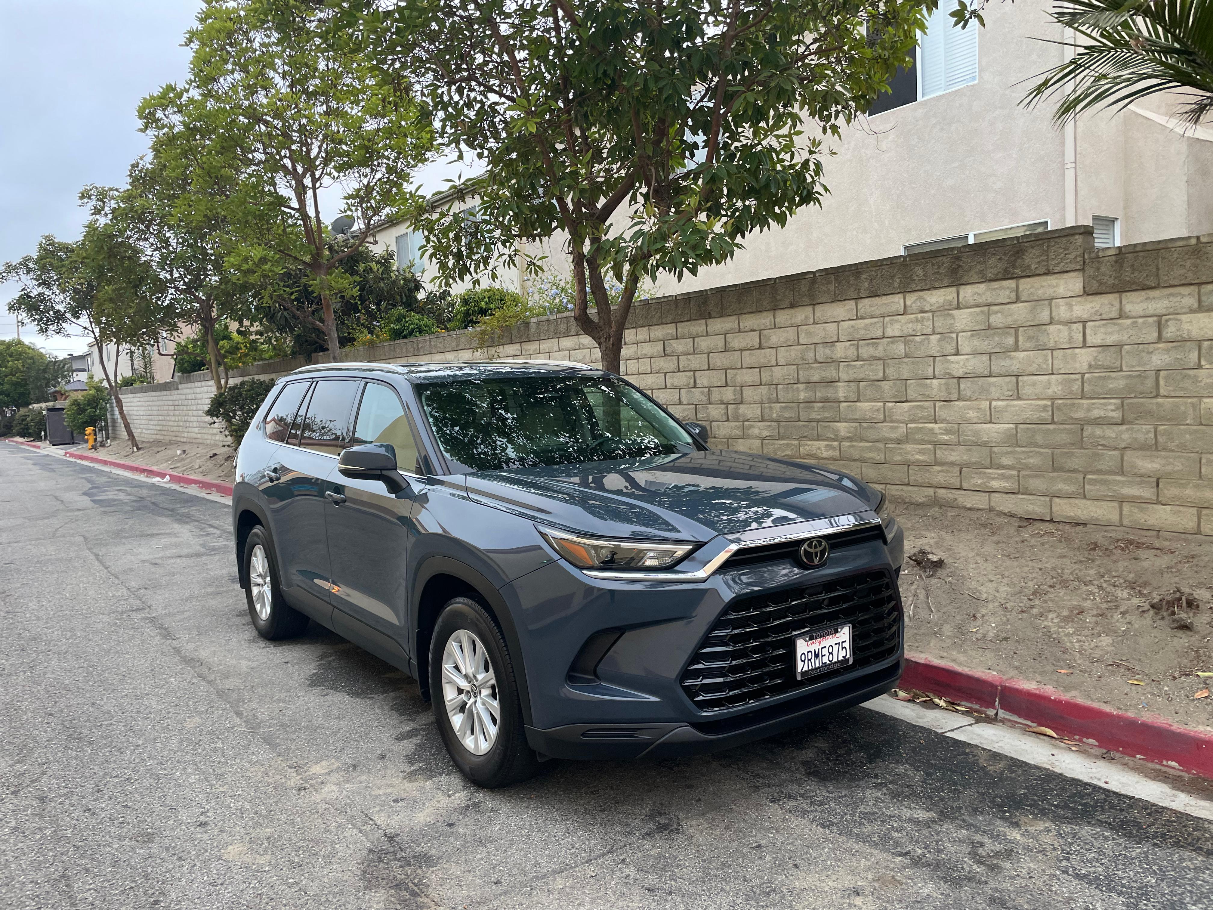 Toyota Grand Highlander 2024 in Naval Air Station Point Mugu, CA