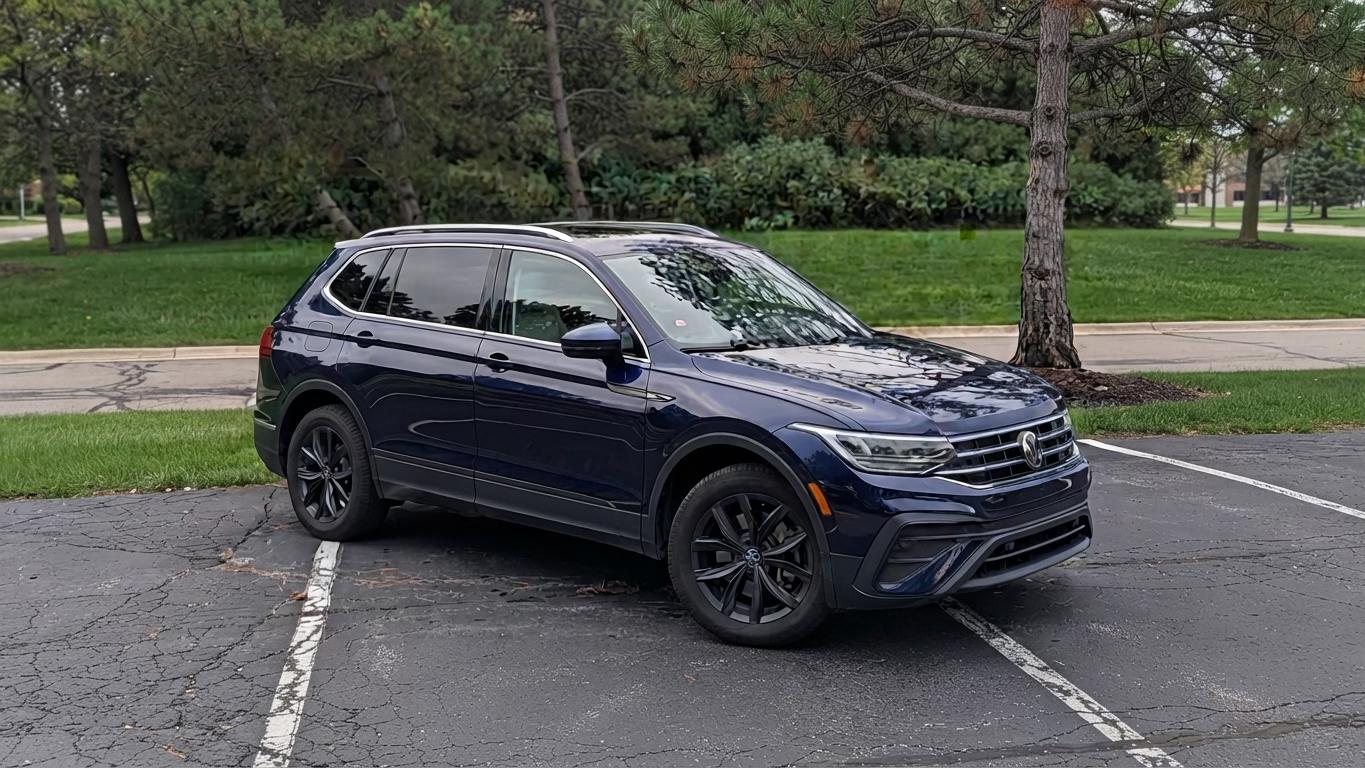 Volkswagen Tiguan 2024 in Auburn Hills, MI