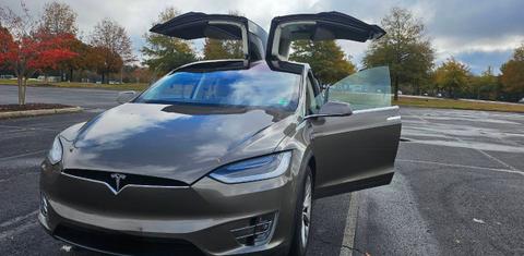Tesla Model X 2016