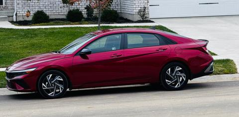 Hyundai Elantra 2025