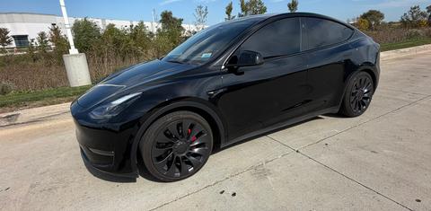 Tesla Model Y 2025