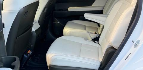 Hyundai Santa Fe Hybrid 2025