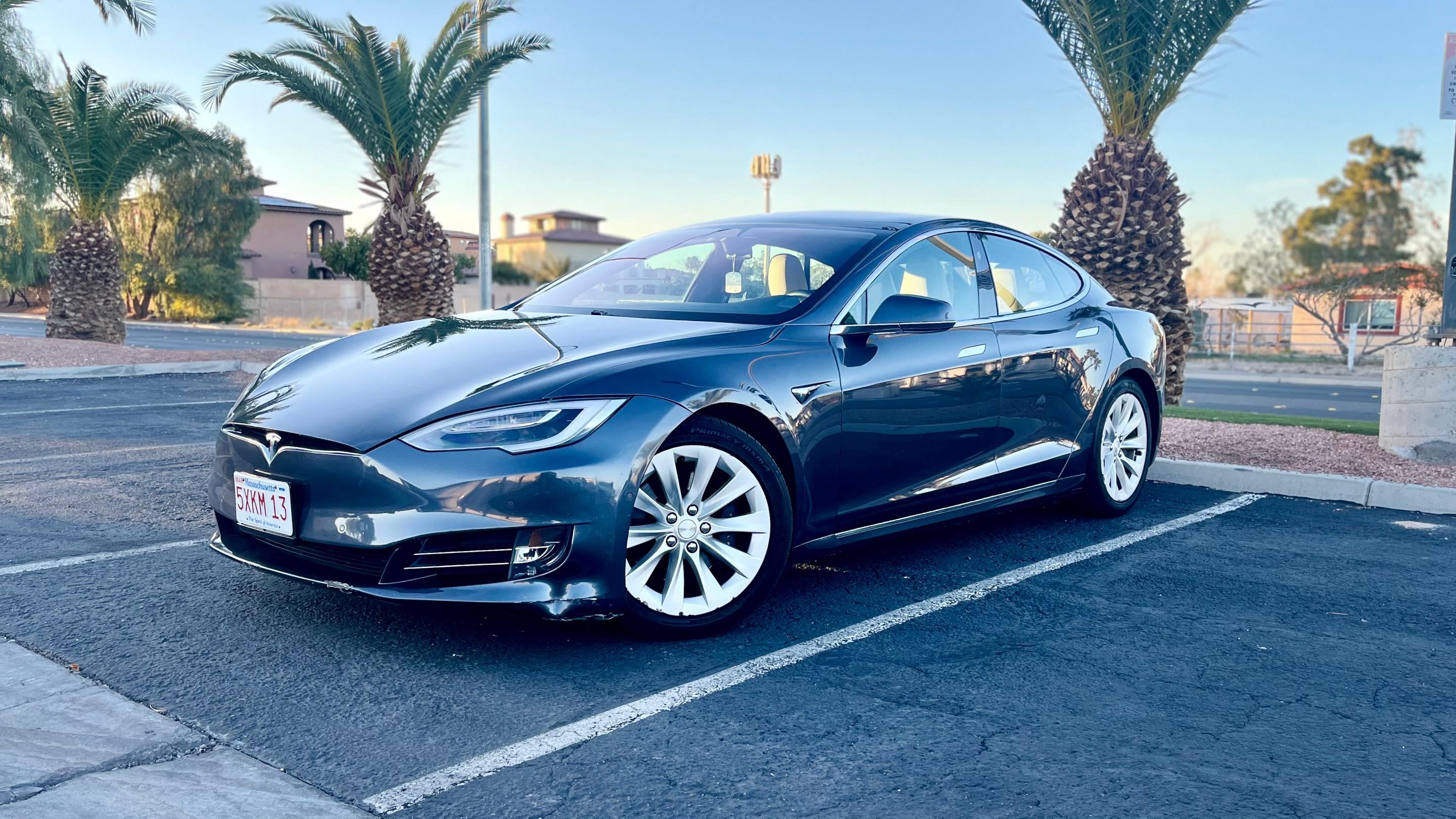 Tesla Model S 2016 in Las Vegas, NV