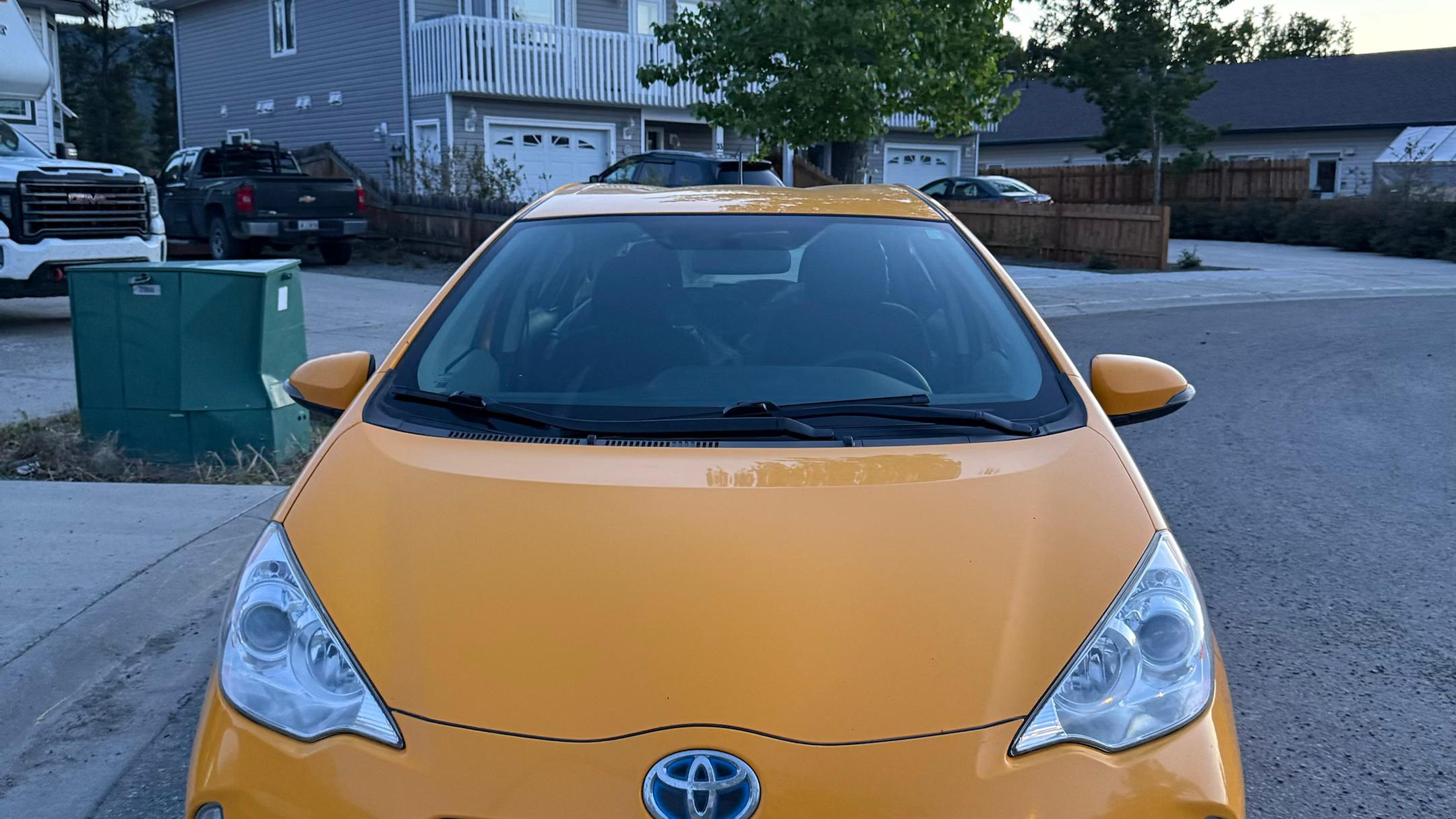 Toyota Prius c 2014 in Whitehorse, YT