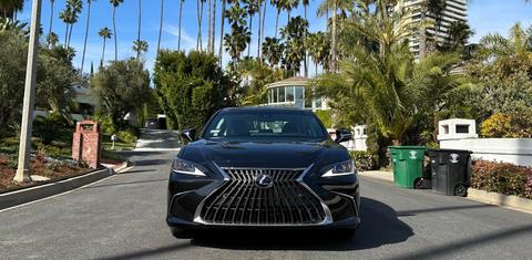 Lexus ES 2023