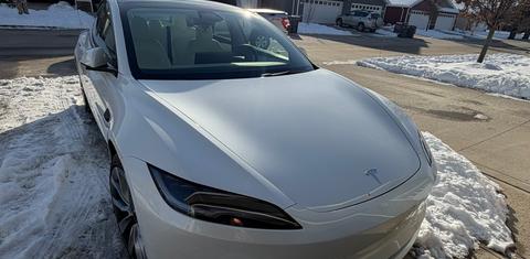 Tesla Model 3 2025