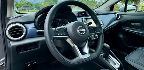 Nissan Versa 2023