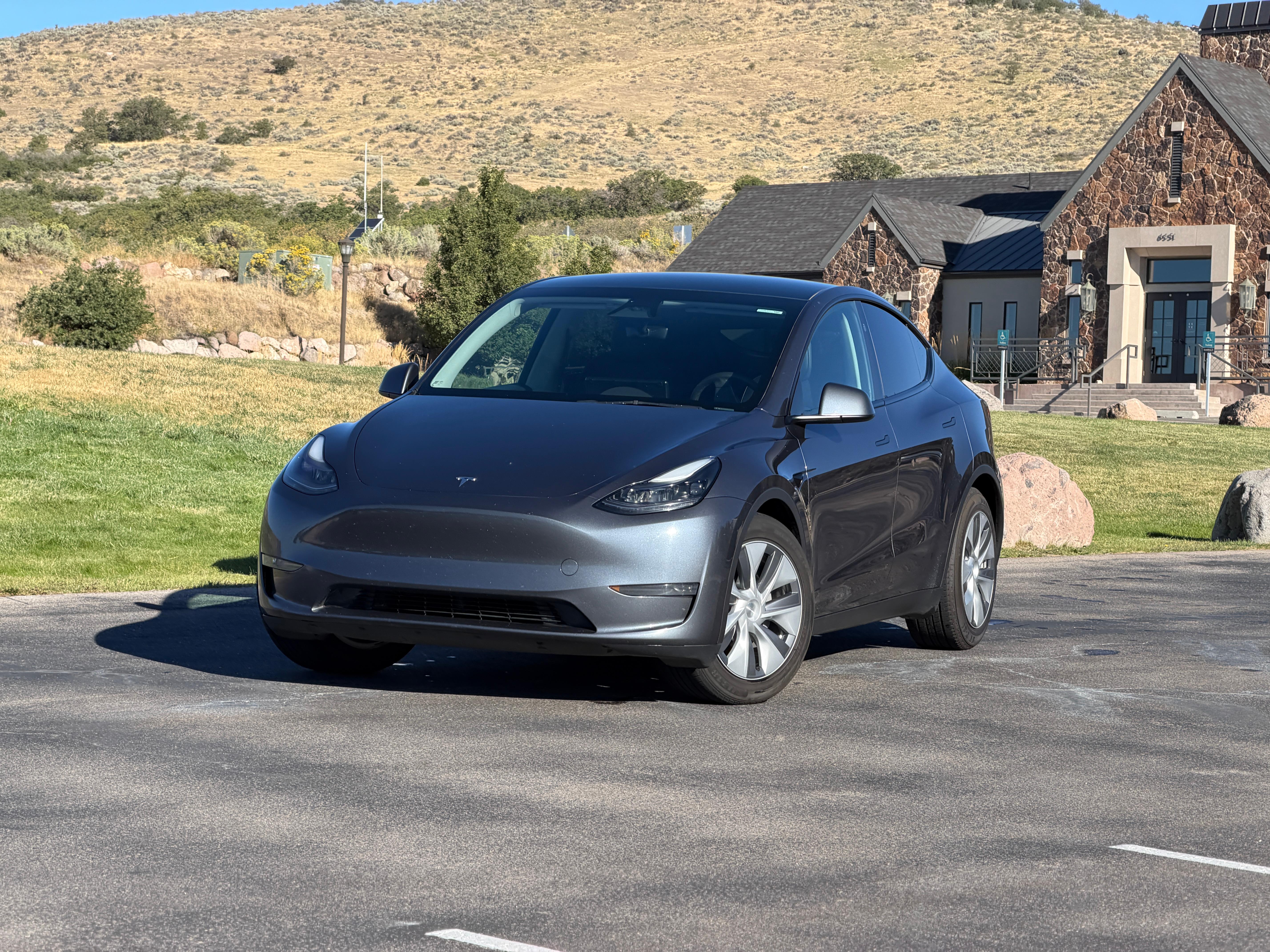 Tesla Model Y 2023 in Salt Lake City, UT