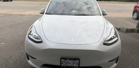 Tesla Model Y 2022