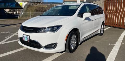 Chrysler Pacifica 2017
