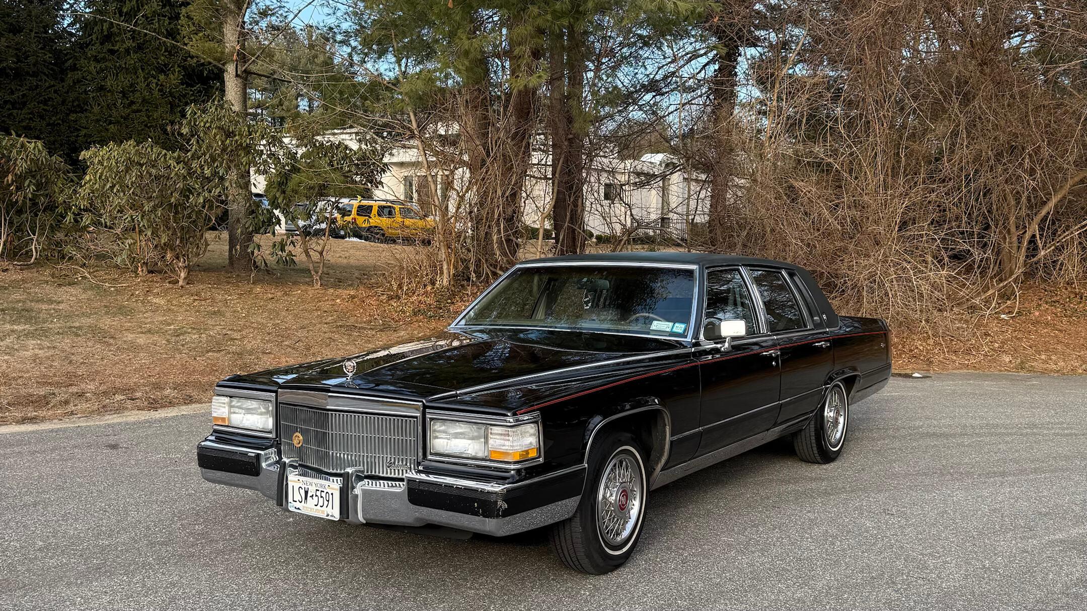 Cadillac Borhoam 1991 in Jersey City, NJ
