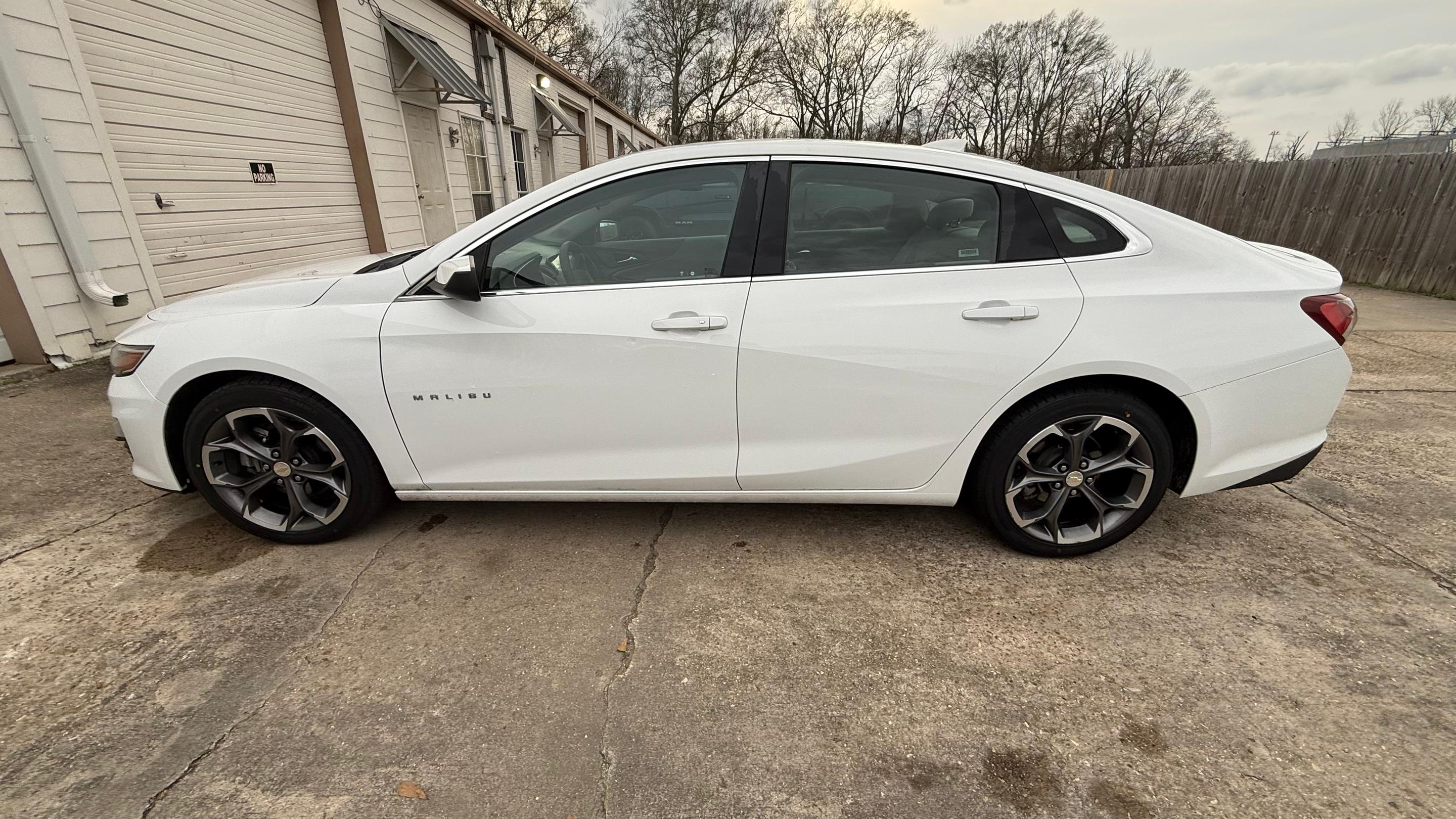 Chevrolet Malibu 2022 in Baton Rouge, LA