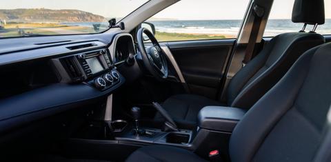 Toyota RAV4 2017