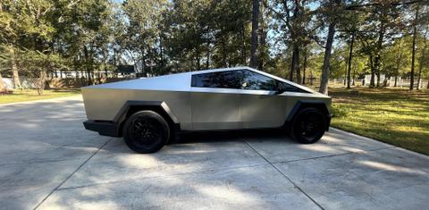 Tesla Cybertruck 2024
