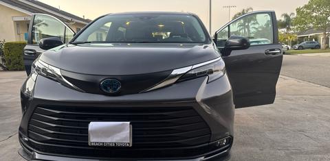 Toyota Sienna 2025