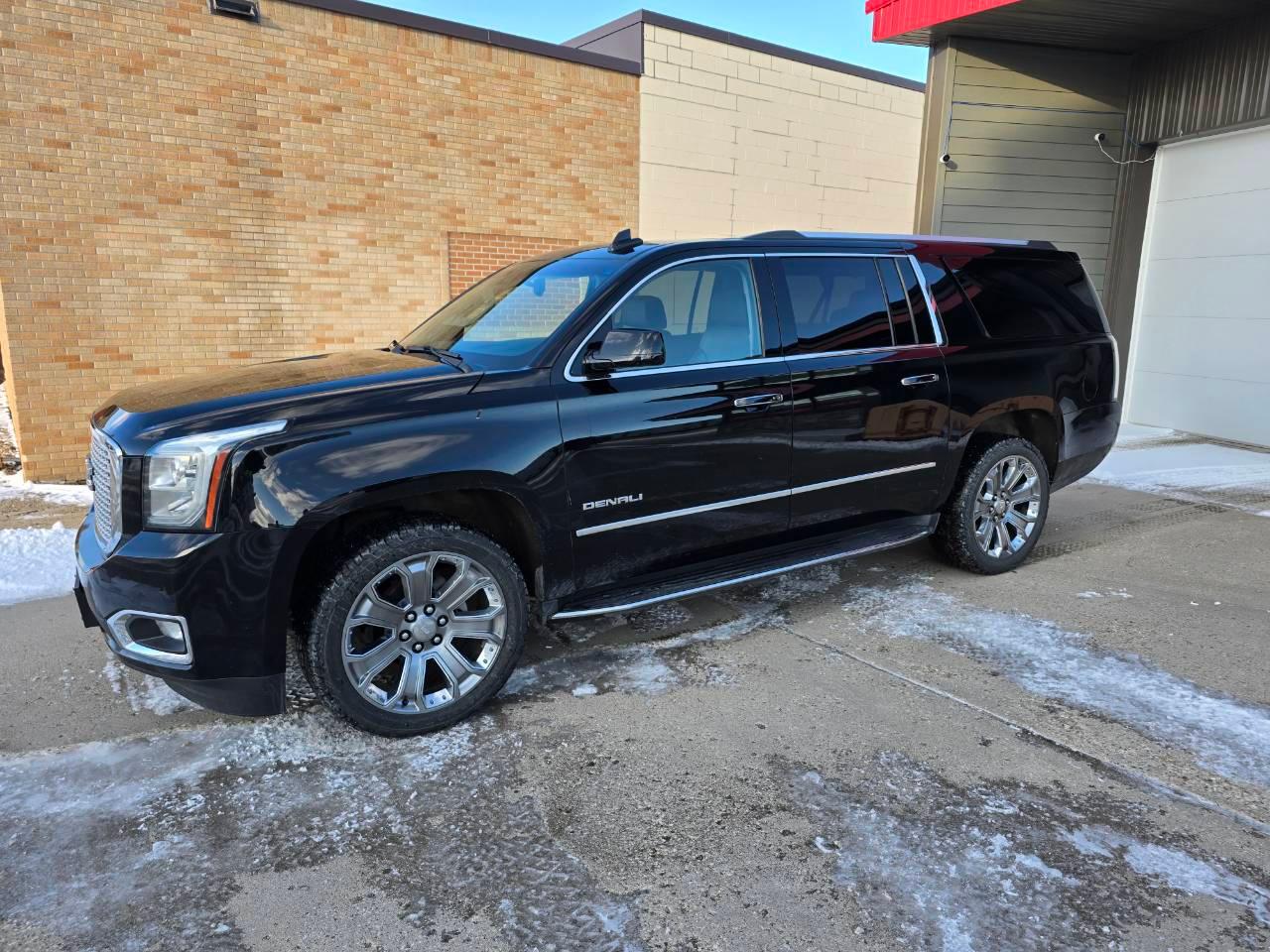 GMC Yukon XL 2016 in Jamestown, ND