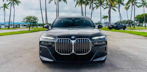 BMW 7 Series 2024