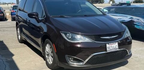 Chrysler Pacifica 2017