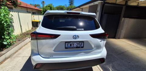 Toyota KLUGER 2025