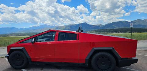 Tesla Cybertruck 2024