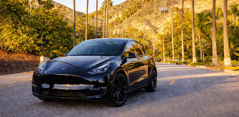 Tesla Model Y 2024