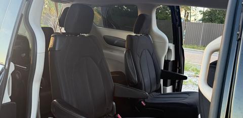 Chrysler Pacifica 2017