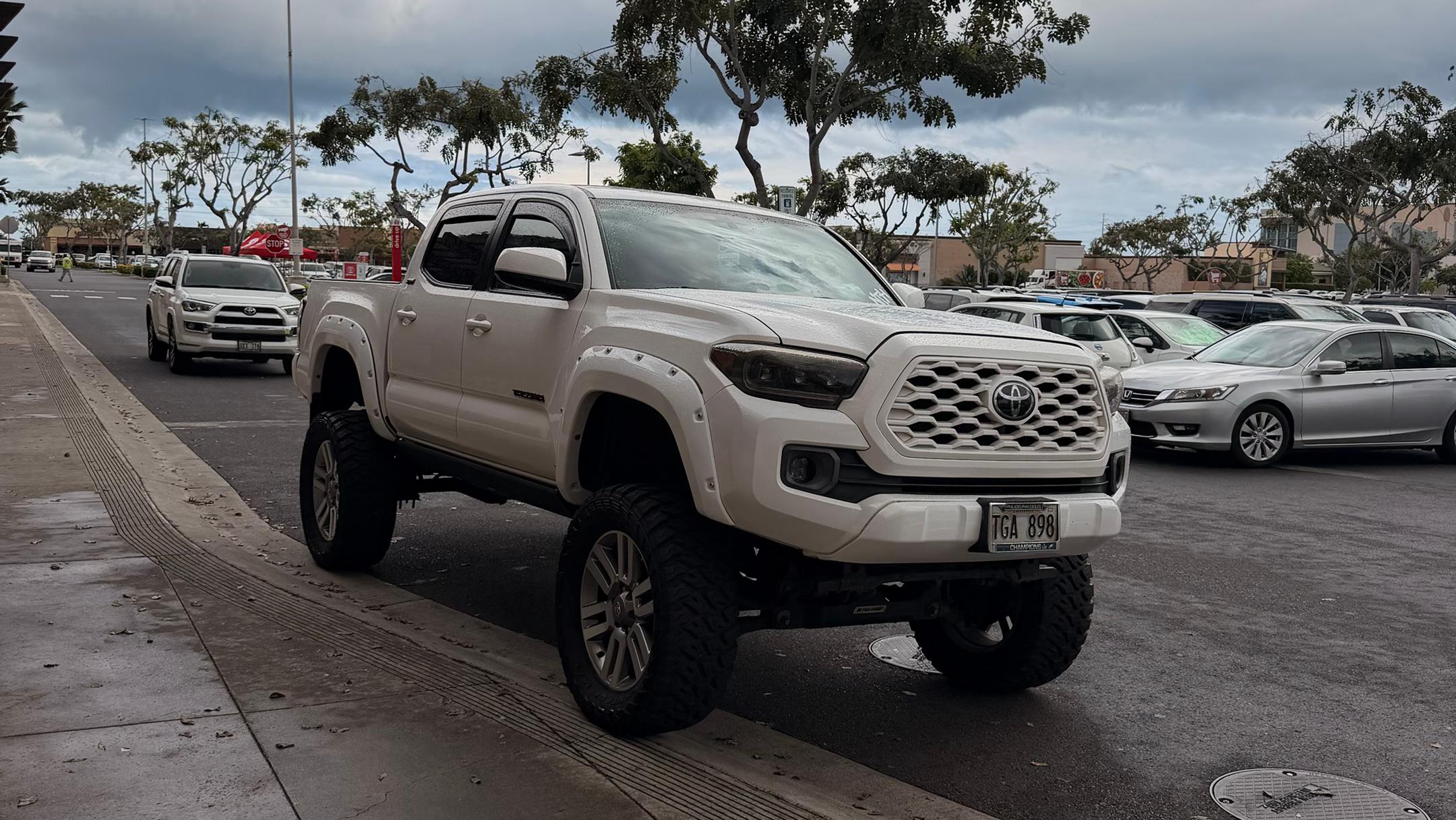 Toyota Tacoma 2017 in 