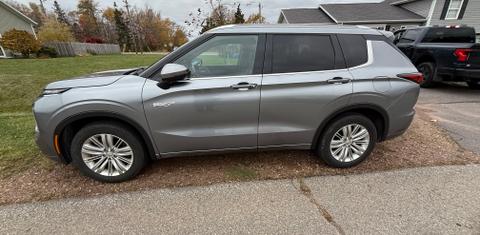 Mitsubishi Outlander Plug-In Hybrid 2024