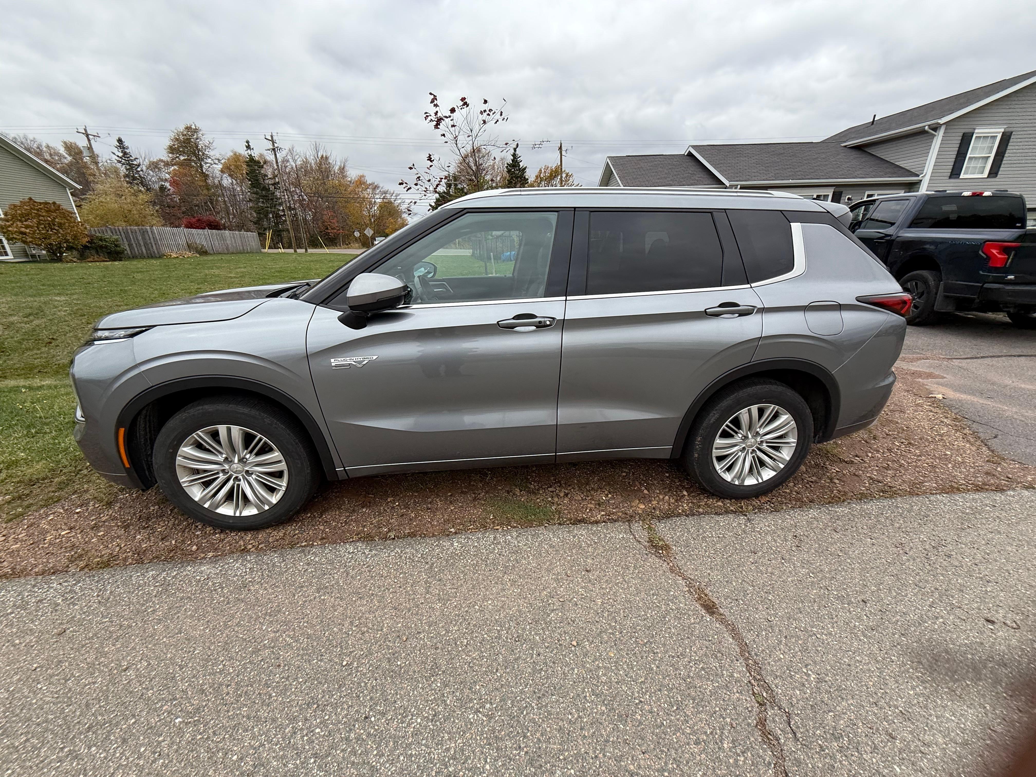 Mitsubishi Outlander Plug-In Hybrid 2024 à 