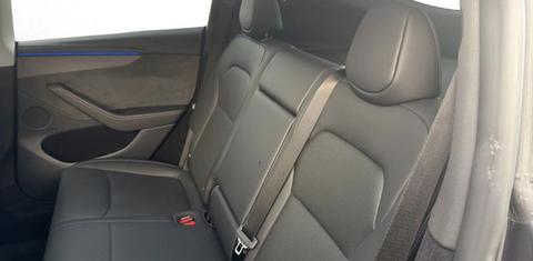 Tesla Model Y 2026