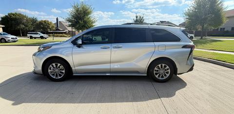 Toyota Sienna 2024