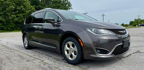 Chrysler Pacifica 2017