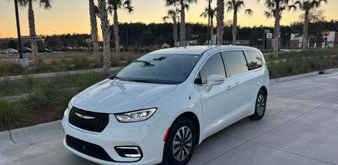 Chrysler Pacifica 2022