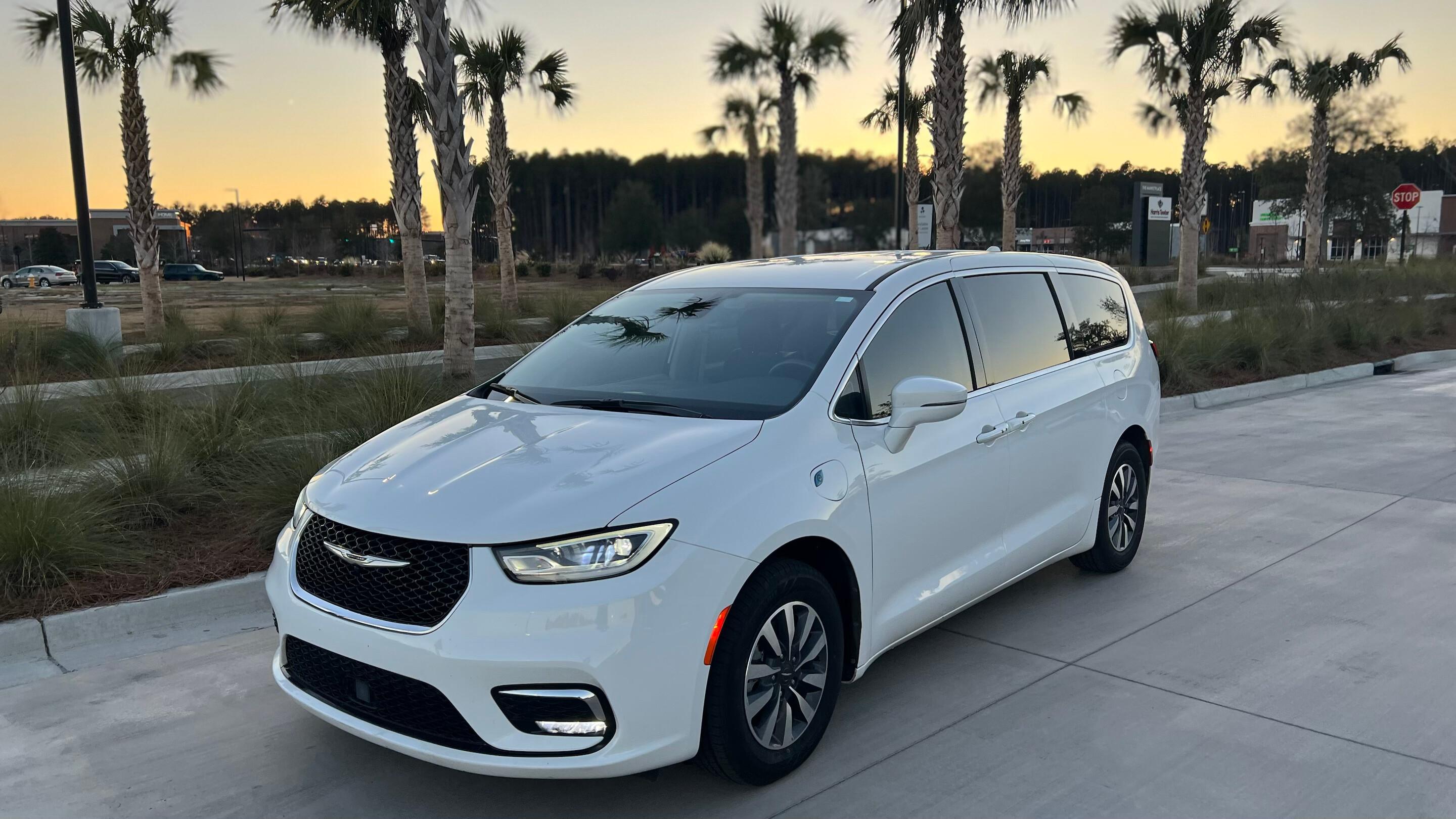 Chrysler Pacifica 2022 in Summerville, SC