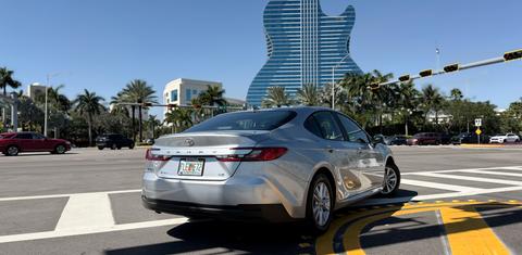 Toyota Camry Hybrid 2025