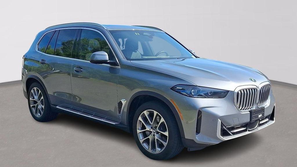 BMW X5 2024 in Oak Hill, VA