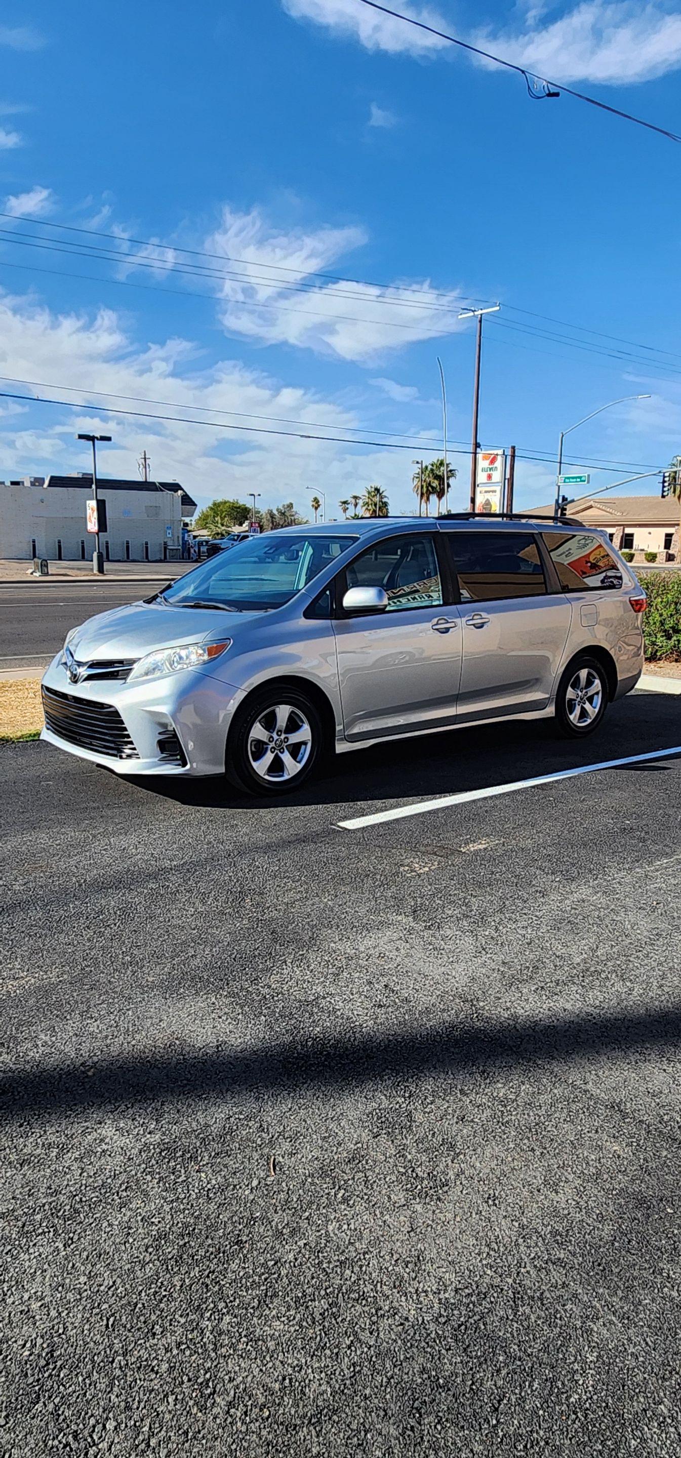 Toyota Sienna 2019 in 