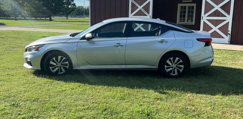 Nissan Altima 2020