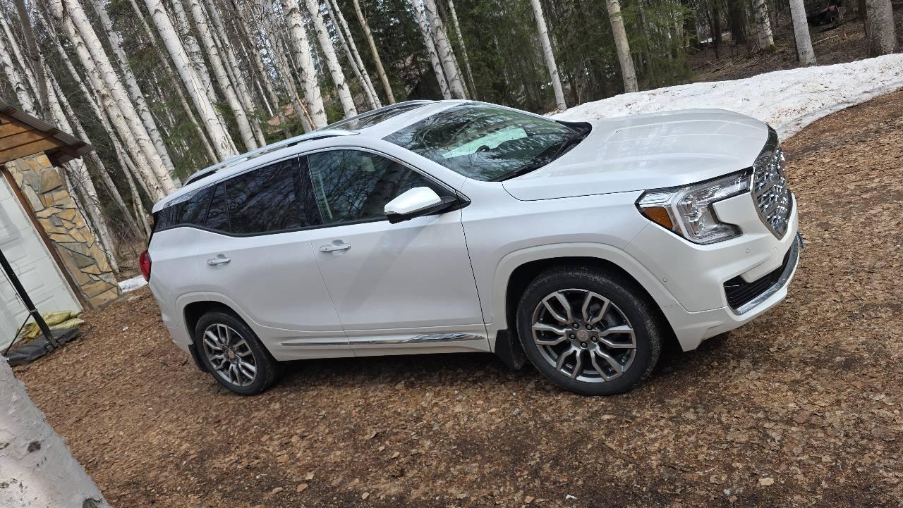 GMC Terrain 2024 in Fairbanks, AK