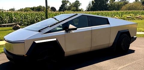 Tesla Cybertruck 2024