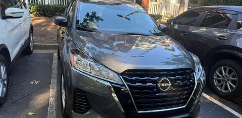 Nissan Kicks Play 2025