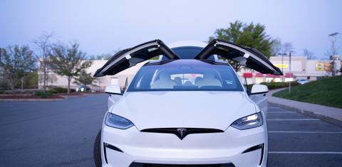 Tesla Model X 2023