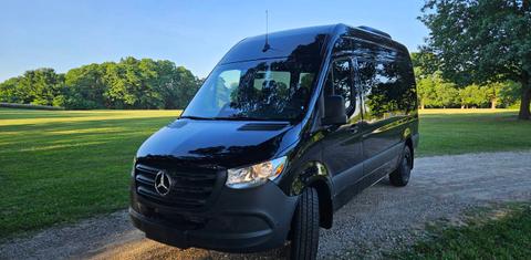 Mercedes-Benz Sprinter 2025