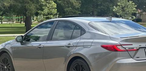 Toyota Camry Hybrid 2025