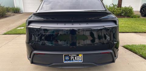 Tesla Model Y 2026