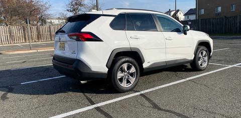 Toyota RAV4 Hybrid 2024