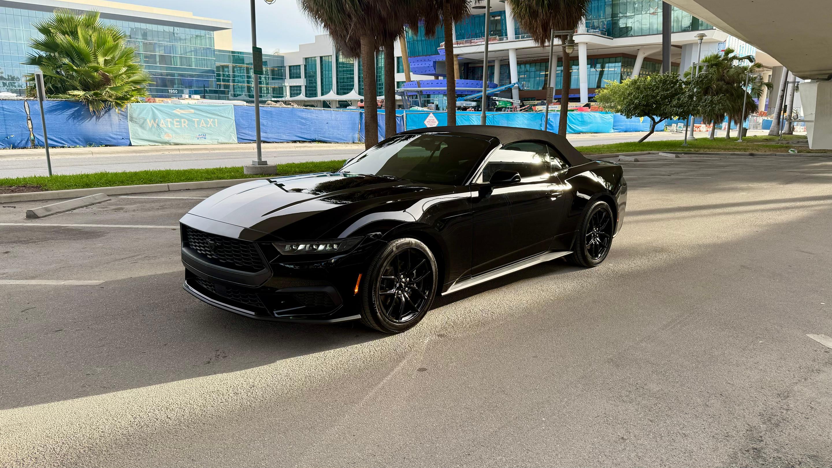 Ford Mustang 2025 in Fort Lauderdale, FL