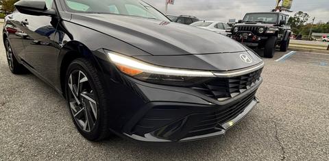 Hyundai Elantra 2025